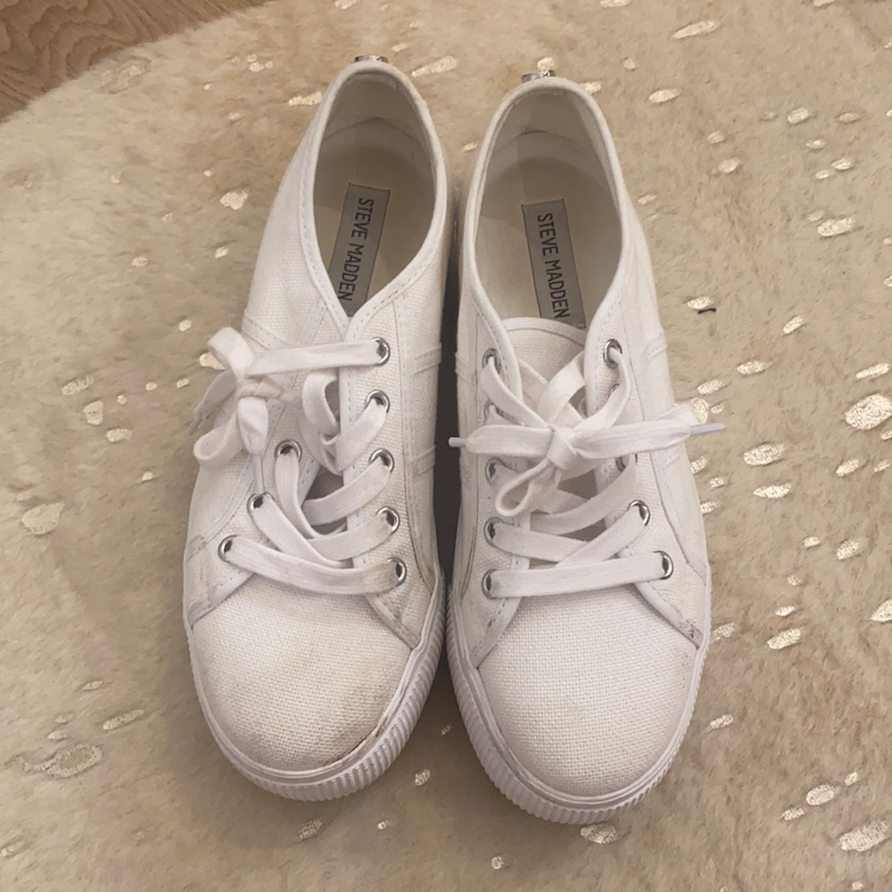 Steve Madden Supera look alikes